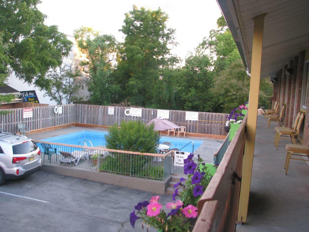 Sunset Inn Niagara Falls Zewnętrze zdjęcie